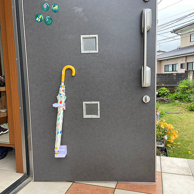 Entrance,百均,ダイソー,マグネット式,傘立てマグネット,傘立て,小学生,ギャング,6歳,小1,子どものいる暮らし,男の子のいる暮らし,小学生のいる暮らし hansho.sの部屋