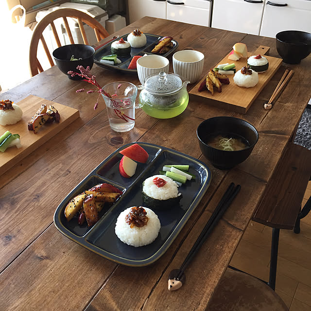 My Desk,お昼ごはん,賃貸,賃貸アパート,ニトリ食器,賃貸暮らし,ごはん,ナチュラルインテリア,食器,ニトリ,ニトリ2017秋冬食器モニター,ダイニングテーブル,ニトリ食器コーディネート tocotoco.10の部屋