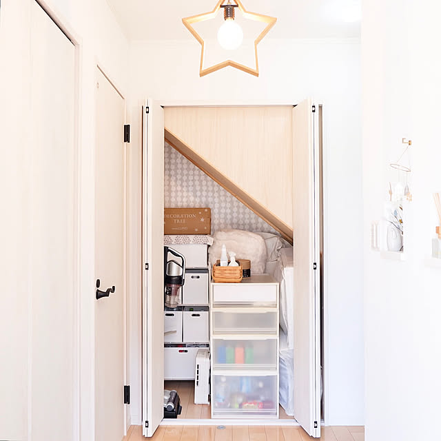 On Walls,ナチュラル,フィンレイソン,階段下収納,掃除道具収納,フック myu-の部屋