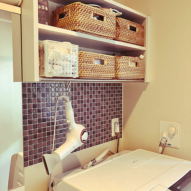 Bathroom,ドライヤーの収納,ドライヤー置き場,ドライヤー収納,ランドリー洗面台,ランドリールーム,洗濯機,seriaリメイクシート,seria machaの部屋