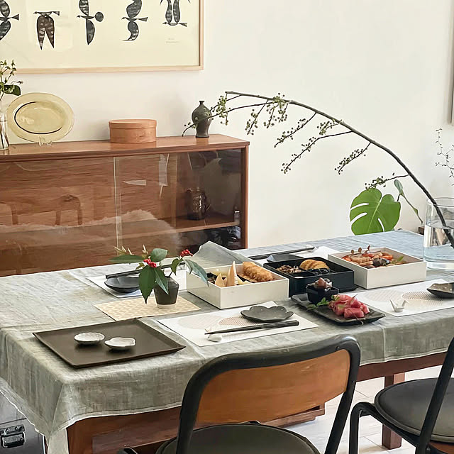 レターブック,かまわぬ,お正月インテリア,暮らし,アオモジ,枝もの,ヴィンテージ家具,山口一郎さんの絵,雑貨,作家もの,観葉植物,ダイニングテーブル,My Desk,器のある暮らし,器 kiki__husの部屋