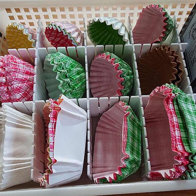 Kitchen,ビフォーアフター,100均,ダイソー,お弁当作り,おかずカップ,おかずカップ収納,作業台,スライド式作業台,スチールラック,仕切り板,保温弁当 nanaの部屋