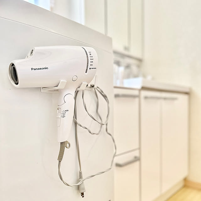 Bathroom,収納見直し,白が好き,ホワイトインテリア,洗面所を快適に,洗面所収納,ドライヤースタンド,ドライヤーホルダー,ドライヤー収納,収納,吊り下げ収納,IGやってます mikaの部屋