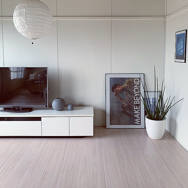 Lounge,アートポスター,団地,シンプルライフ,すっきり暮らす,ミニマルな暮らし,ミニマリスト,お気に入りポスター,アートのある暮らし,アートポスターのある暮らし,団地でも諦めない! SATOHの部屋