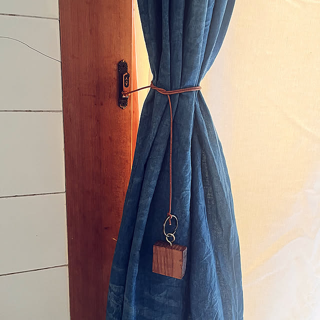 Lounge,レザークラフト,レザー,真鍮素材,真鍮,革紐,カーテン手作り,カーテン,タッセルカーテン,タッセル,ハンドメイド,ナチュラル,雑貨,DIY,一人暮らし,趣味,休日,ハンドメイド雑貨,藍染,藍染め,アクセサリー,木工,木工雑貨 zakkaya_MOKUBAの部屋