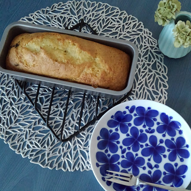 フォロワーさんに感謝♥,いいね♪いつもありがとうございます❤️,バナナケーキ,ニトリ,ランチョンマット,伊予獅子手毬,ドライフラワー,モナミ,お皿,ガスオーブン,170℃約35分,Kitchen,ブルー Renの部屋
