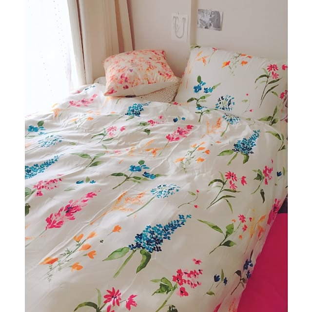 Bedroom,花柄,ニトリ,布団カバー,女子部屋,ボタニカル柄,リラックス空間,ニトリ布団カバー Rの部屋