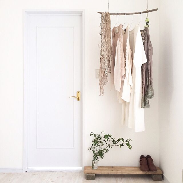 myroom,洋服掛け,流木,観葉植物,ナチュラル,北欧,DIY,Instagram,暮らし yukikoの部屋