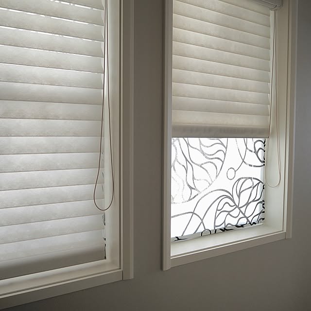 On Walls,節約,断熱,冷気対策,冷気遮断,冷気対策のカーテン,遮熱,遮熱カーテン,遮熱対応,遮熱効果,ボットナ柄,ボットナ,マリメッコ,マリメッコ ボットナ,突っ張り棒カーテン,ニチベイ,ニチベイ　調光ロールスクリーン 75の部屋