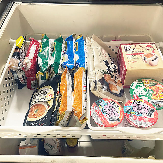 床下収納に食品ストック,パントリーとか羨ましい,パントリーなんか無いよ,古い家,キッチンの床下収納,床下収納に追加段,床下収納,食材ストック izuの部屋