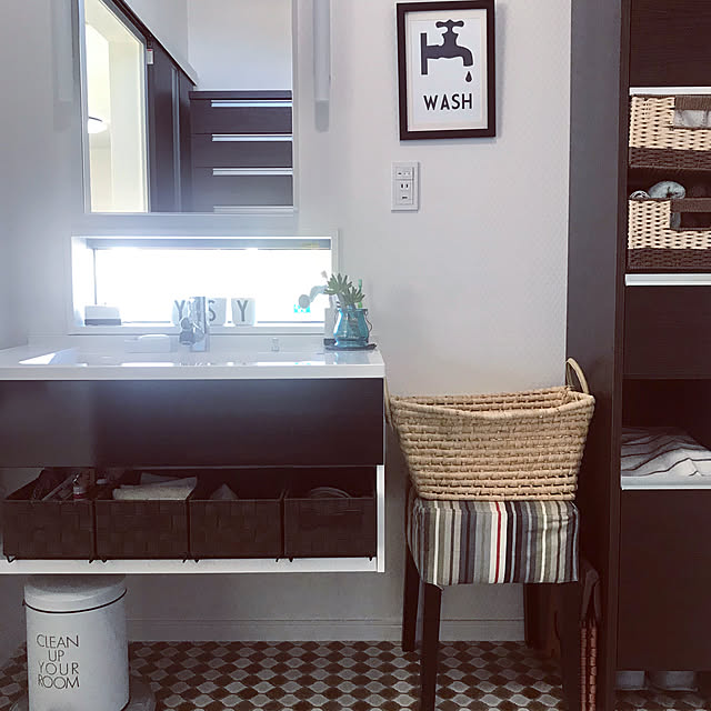 Bathroom,ニトリの収納棚,IKEAの椅子,Panasonic洗面台,山善すっきりヒーターモニター応募,シンプル,モダン,ミックスインテリア,ナチュラルも男前も好き,スタイリッシュな男前♡by YORIさん,フォロワーのみなさん♡感謝です♡,いつもいいねありがとうございます♡,暮らしを楽しむ,見てくれてありがとうございます♡,ポスター自作 Saorinの部屋