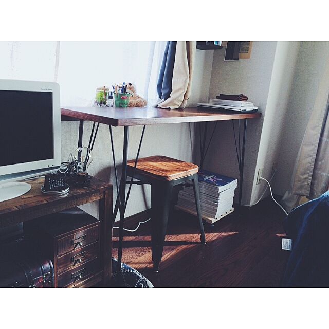My Desk,アイアンテーブル,楽天で買ったもの,賃貸,雑貨,nikoand,無印良品,1K,一人暮らし,男前,雑誌、本 sbtyreの部屋