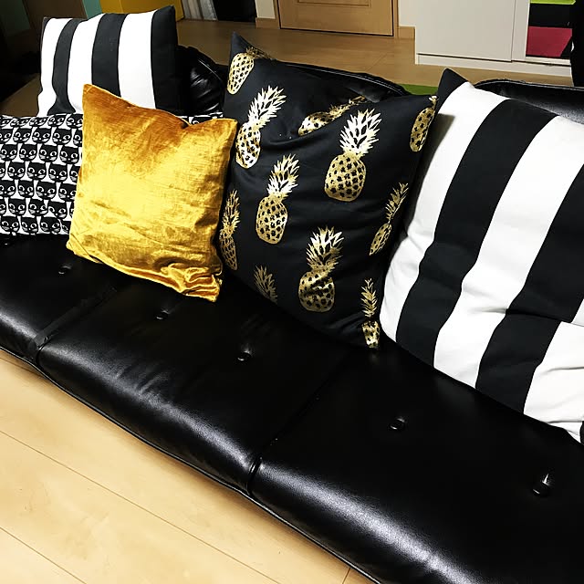 Lounge,ゴールド,クッション,H&M HOME,建て売り,IKEA,白黒 gomaの部屋