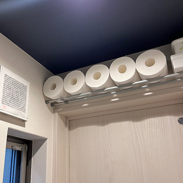トイレ,トイレットペーパー収納,デッドスペース,アクセントクロス,シンプルインテリア,すっきり暮らす chimの部屋