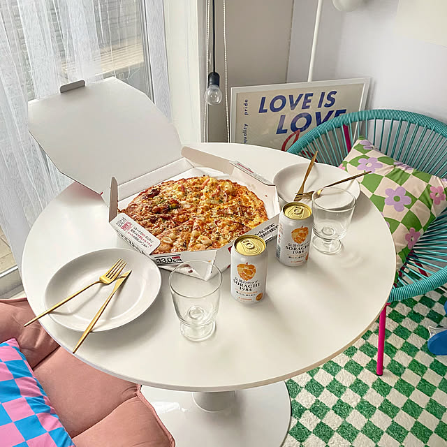 SORACHIゴハン,SORACHI1984,暮らしのハンドブック2023,料理部,テーブルコーディネート,おうちごはん,わたしの休日のすごし方,賃貸,一人暮らしインテリア,カラフル,ひとり暮らし,賃貸インテリア,ワンルーム,一人暮らし,1K,一人暮らし 1K,韓国インテリア,海外風インテリア,女子部屋,ポスターのある部屋,海外インテリアに憧れる,カラフルインテリア,Lounge riririの部屋
