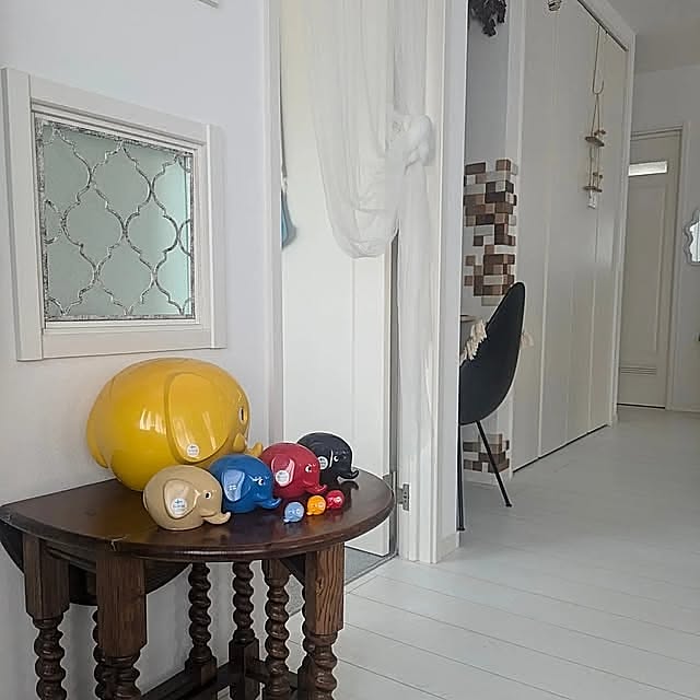 My Desk,オブジェ,エレファントバンク,Suomi,fantti,貯金箱,北欧雑貨,ゾウさん,ガチャガチャ,アンティーク,北欧,暮らしを楽しむ,インテリアを楽しむ,季節を楽しむ,ていねいな暮らし,お花のある暮らし,ドライフラワーのある暮らし,シンプルなお家 fumitanの部屋
