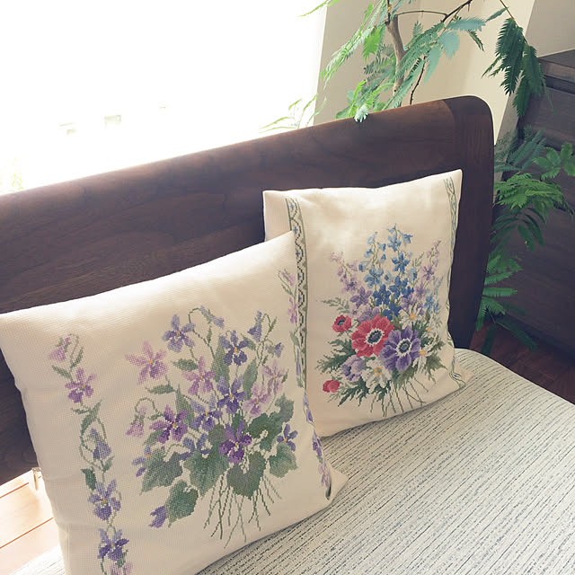 Lounge,刺繍,クッション,ダイニング,クロスステッチ刺繍 Haruの部屋