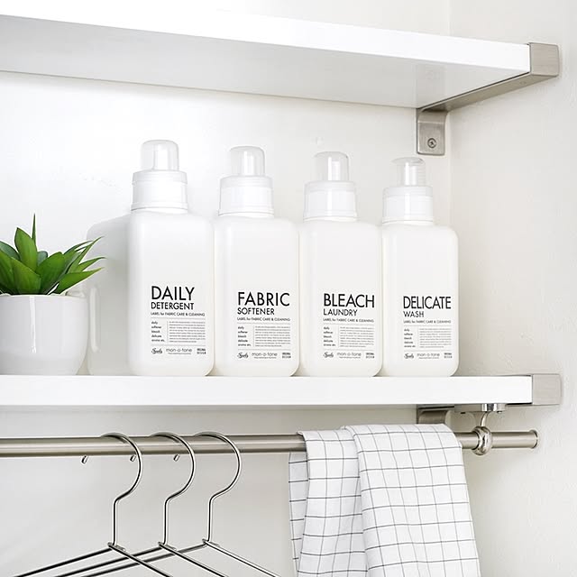 Bathroom,洗濯機周り,白黒,ミニマリスト,シンプル,シンプルライフ,mon･o･tone,モノトーンインテリア,さしすせそのインテリア,モノトーン,持たない暮らし,シンプルモダンインテリア,ミニマム,さしすせその収納,ミニマル,シンプルモダン,塩系インテリア,グレー好き♡,mon・o・tone,シンプルインテリア,モノトーン収納,白黒グレー,もたない暮らし,洗濯機上の棚,洗濯機,インスタ→4696tuuli tuuliの部屋