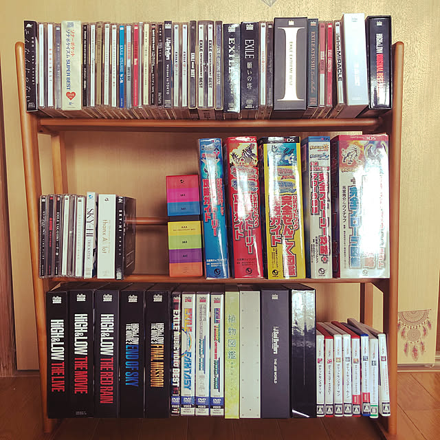 おすすめcd収納54選 無印や100均など Roomclip Mag 暮らしとインテリアのwebマガジン