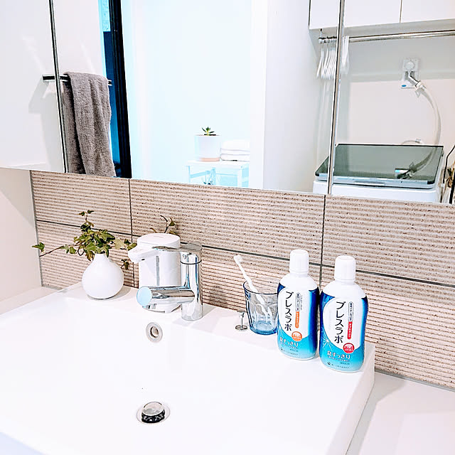 Bathroom,モノトーンインテリア,洗面所,ホワイト,マウスウォッシュ,シンプルモダン,ホワイトインテリア,こどものいる暮らし,モノトーン tina315mhの部屋