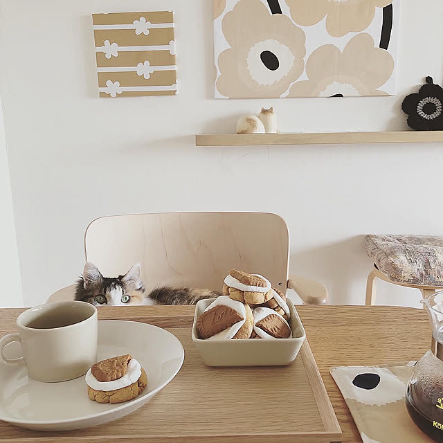 わたしの休日のすごし方,大人可愛い,ねこと暮らす。,マンション暮らし,無印良品,シンプルに暮らす,器のある暮らし,マリメッコ,シンプリスト,NO CAT,NO LIFE❤️,おうちカフェ,テーブルコーデ,断捨離中,My Shelf sumosarozaの部屋