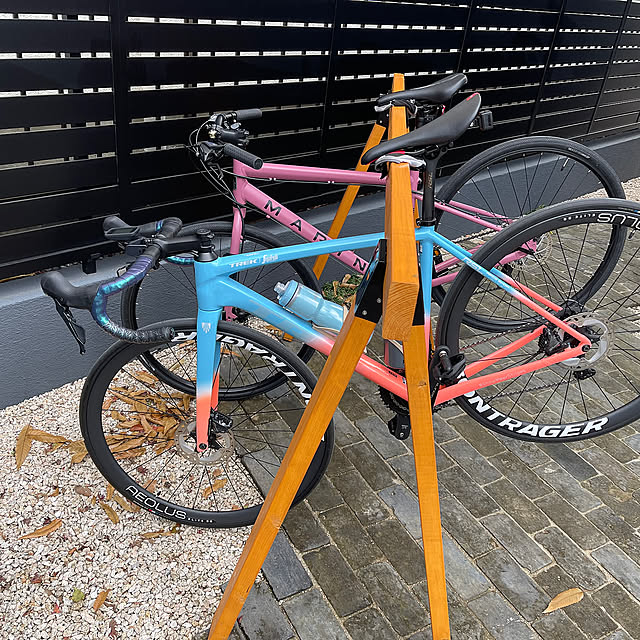 Entrance,DIY,サイクルスタンド,クロスバイク,ロードバイク,カフェ風,トレック,自転車,サイクルラック,バイクラック KJmaedaの部屋