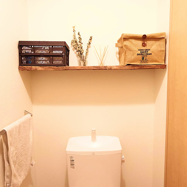 Bathroom,トイレ,賃貸物件,賃貸,毎日投稿,シャーメゾン,ユーカリドライ,ジャムの空き瓶,リードディフューザー手作り,臭い対策,たなDIY,つっぱり棒,リメイクシート,ジュートボックス,ポポラス,100均 Shinohazuの部屋