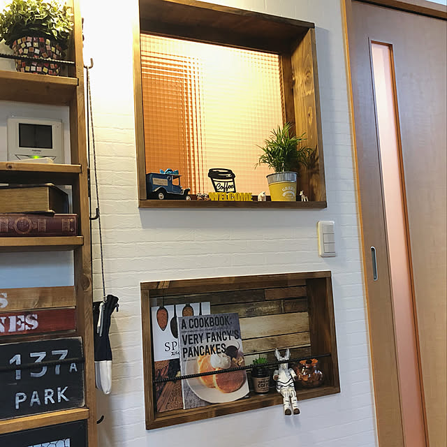 On Walls,セリアリメイクシート,セリア,カフェ風,カフェ風インテリア,セルフリノベーション,室内窓DIY,建売住宅,窓DIY,壁をくり抜く,DIY,セルフリフォーム,ニッチ,ニッチDIY ANNAの部屋