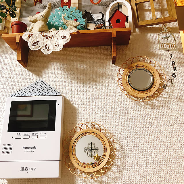 フラワーミラー,フラワーミラーハンドメイド,フラワーミラー風,リメイク,竹のコースター,コースター,セリア,大好きな物に囲まれて暮らす♡,インテリア,100均,ハンドメイド,雑貨大好き♡,インテリア雑貨,100均大好き,雑貨,On Walls,ウッドフラワーミラー,ウッドフラワーミラー風 eriharuの部屋
