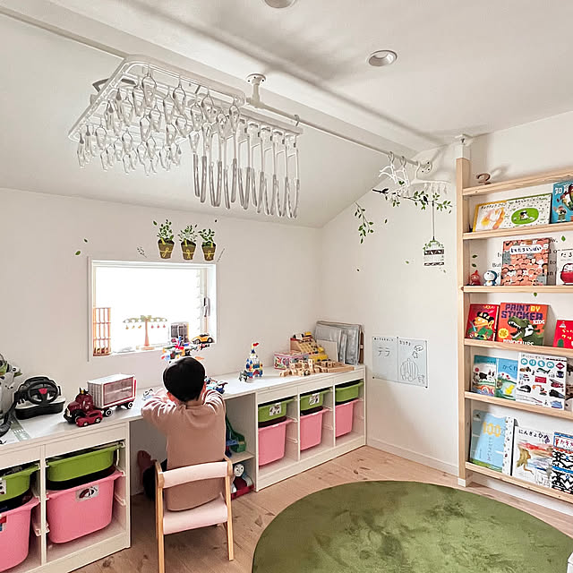 On Walls,小さなお部屋,見せる収納,壁に付けられる家具,壁面収納,ありがとうございます,ありがとうございます♡,子どもと暮らす,窓辺のインテリア,こどもと暮らす,すっきり暮らす,子供のいる暮らし,心地よい暮らし,雑貨,ナチュラルインテリア,北欧インテリア,こどものいる暮らし,子供部屋,ロフト,DIY,ロフトのある家,ラブリコ arika_919の部屋
