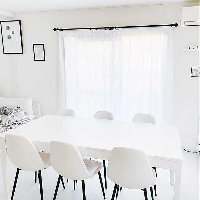 ホワイトインテリア,EKEDALEN,エーケダーレン,ダイニングテーブル,IKEA,モノトーンインテリア,Instagram→mya___k,猫のいる暮らし,Lounge mya___kの部屋
