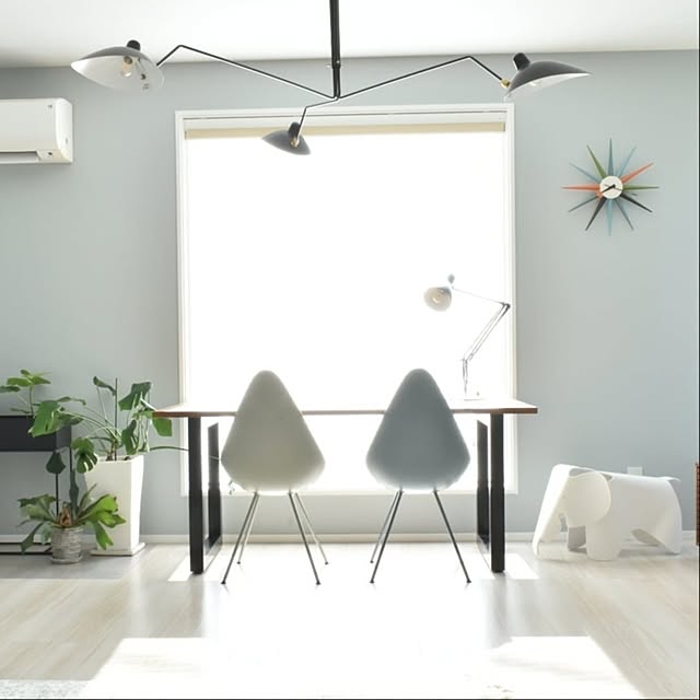 Lounge,インテリア,暮らしの一コマ,掛け時計,時計,くらしの一コマ,新生活,シンプル,北欧モダン,北欧,お気に入り,イームズ,ミッドセンチュリーモダン,デザイナーズ家具,玄関スペース noelの部屋