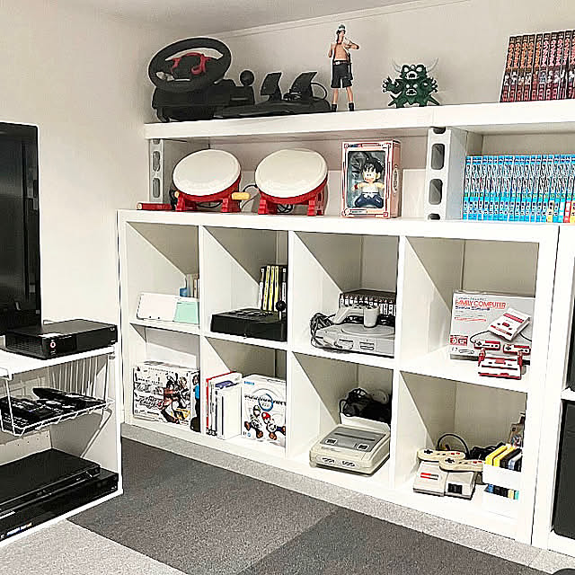 My Shelf,KALLAX,IKEA,ゲーム収納,ゲーム部屋,小屋根裏部屋,ホワイトインテリア,モノトーンインテリア,グレーインテリア,ホワイト×グレー yu-yuukiの部屋