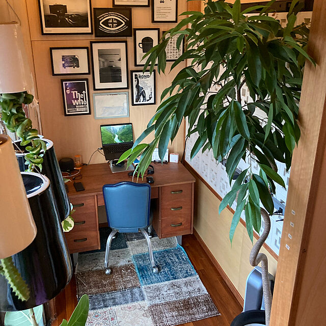 在宅ワーク,観葉植物,リノベーション,アメリカ家具,ラグ,仕事部屋,My Desk sakuraの部屋