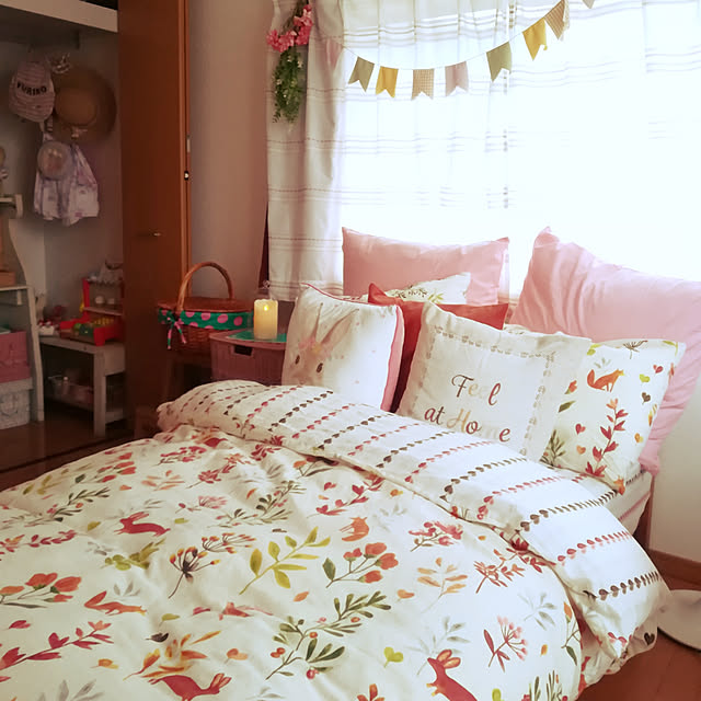 Bedroom,ニトリ,秋冬インテリア,ニトリ2020秋冬コーディネートモニター,子ども部屋収納,DIY,女の子,おきにいり♡,中古住宅,フォロワーさんに感謝♥,おもちゃ,いつもいいねやコメありがとうございます♡,子供部屋,こどものいる暮らし,キッズルーム,ベッド,３人の子どもたちと暮らす,こどもと暮らす,ぬいぐるみ収納,こどもと暮らす。,おもちゃ収納,おもちゃ棚DIY,ベッドルーム sawa.co.の部屋