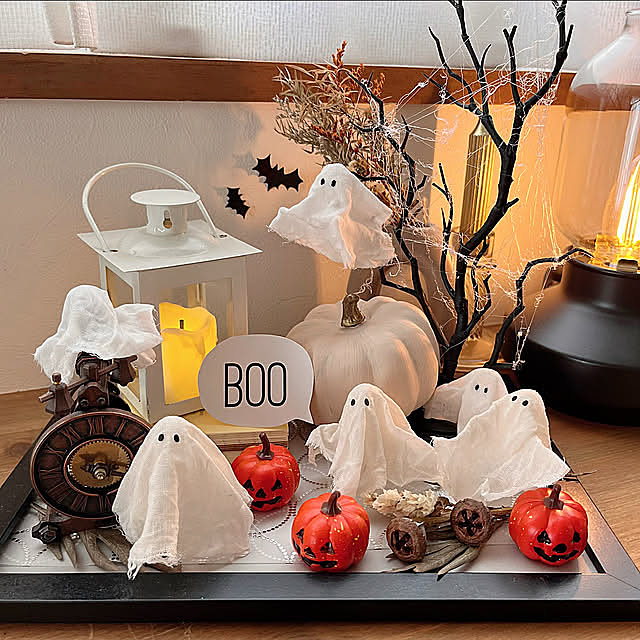 リメイク,3COINS,ハロウィン,ダイソー,照明,ナチュラル,IKEA,雑貨,ハンドメイド,DIY,カフェ風,セリア,フェイクグリーン,グレージュ,海外インテリアに憧れる,プチプラインテリア,コメントお気遣いなく♡,100均,My Desk higenekoの部屋