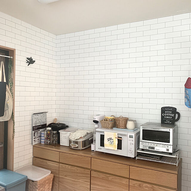カフェ風,サブウェイタイル風壁紙,キャビネット,シンプル,キッチン改造中,無印良品,Kitchen Appletreeの部屋