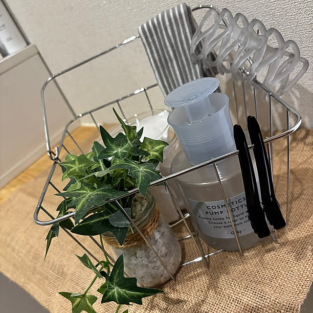 Bathroom,持ち運び収納,乾燥対策,コスメ収納,おしゃれ収納,コンパクト収納,100均雑貨,100均,すっきり暮らす,RCの出逢いに感謝♡,みなさんに感謝です♡,２枚投稿 cecil..の部屋