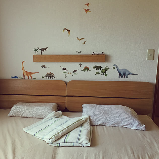 Bedroom,ウォールステッカー,賃貸,100均,ナチュラル,無印良品,北欧,IKEA,ニトリ,関家具 esamomoの部屋