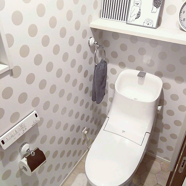 Bathroom,壁紙,イベント参加中,サンゲツ,水玉模様,ドット柄,モノトーン,大人可愛い,2Fトイレ colonの部屋