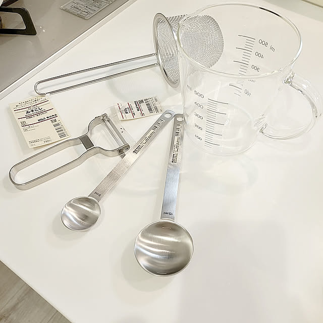 Kitchen,ホワイト×グレー,赤ちゃんのいる暮らし,築25年マンション,リフォーム,赤ちゃんと暮らす,ホワイト化,白,ホワイトインテリア,軽量スプーン,離乳食,調理器具,中古マンション,LIXIL,無印良品,キッチンツール,軽量カップ,ピーラー,みそこし,料理,耐熱ガラス,ステンレス yukoの部屋