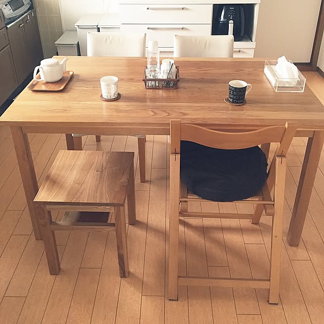 Kitchen,無垢材テーブル,無垢材サイドテーブルベンチ・板座,オーク材テーブル,無印良品,ダイニングテーブル,賃貸,無印良品 テーブル,二人暮らし Kaneyukiの部屋
