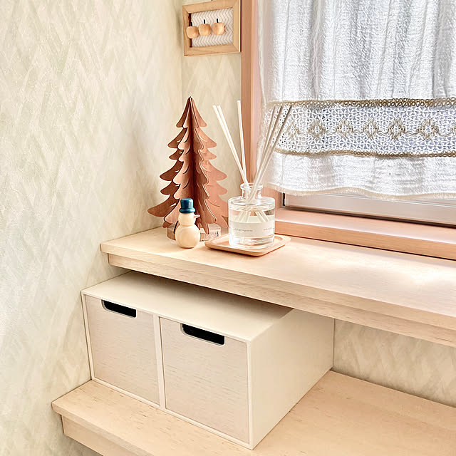 Bathroom,サニタリー収納,収納アイテム,ダイソー,ナチュラル,ニトリ,建売住宅,こどもと暮らす,クリスマス,ルームフレグランス,ディフューザー,トイレマット,DIY棚,トイレのインテリア,トイレットペーパー収納,香りのある暮らし,石けんの香り,HARUKADO,癒し特集2023,HARUKADOの香り,生理用品収納 merutoの部屋
