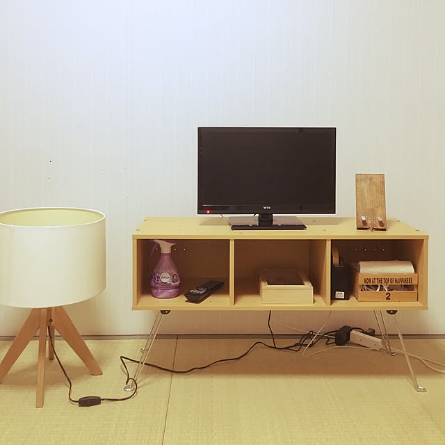 Bedroom,スマホスタンドdiy,和室,折りたたみ脚,カラーボックスリメイク,DIY,テレビボードDIY,ニトリ,3000円以下 Yukiの部屋