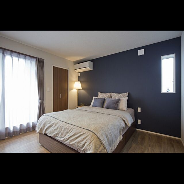 Bedroom,アクセントクロス,ニトリ,東京インテリア,無印良品ベッド,IKEA mami.0105の部屋