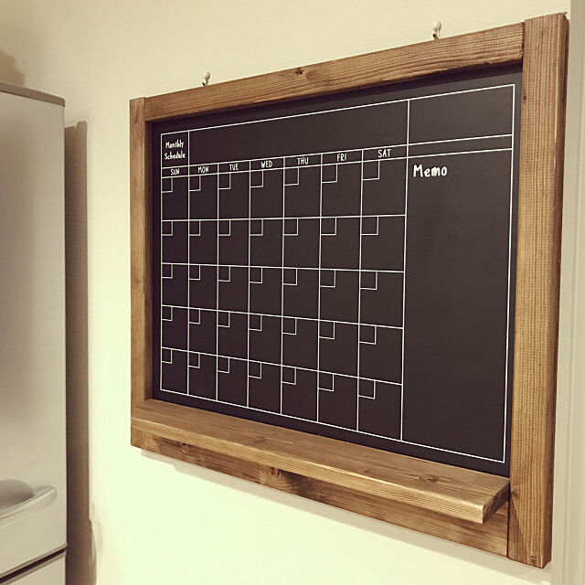 On Walls,黒板DIY,黒板カレンダー,黒板シート,ダイソー,スケジュール帳,スケジュールボード,スケジュール黒板シート,予定表 tadatomoの部屋