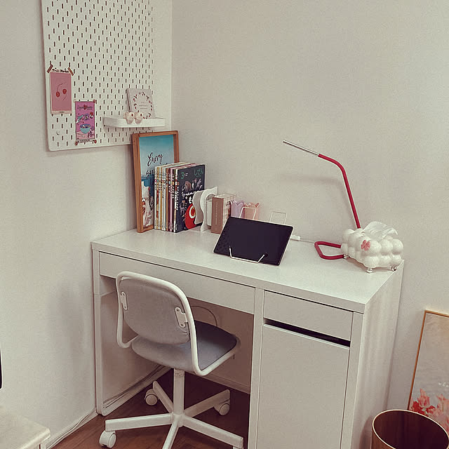 Bedroom,小学生,勉強机,IKEA,子供部屋,吹き抜け,ウッドデッキ,フレンチカントリー,新築,注文住宅,WOODONE,子供部屋女の子,南欧風,プロヴァンス風 haruppp329の部屋