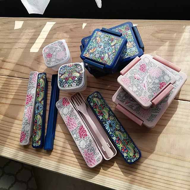 My Desk,seria,ウイリアムモリス,かわいい,あれこれ欲しくなるよね,ごちゃ混ぜｲﾝﾃﾘｱの会,暮らしを楽しむ,インテリアを楽しむ,注文住宅,2世帯住宅,2階生活 fumitanの部屋