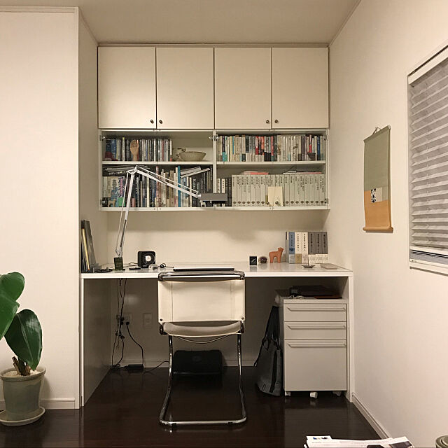 My Desk,ミニマリスト,無印良品,ホワイトインテリア,本棚,リフォーム,観葉植物 akanegumoの部屋