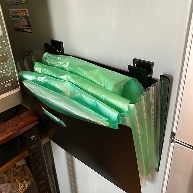 Kitchen,キッチン収納,連投失礼します┏○)),暮らしの工夫,日替わり投稿企画♪金曜日,100均雑貨,100均大好き,イベント参加します,プチプラで楽しむ,4枚投稿です♡ yuzuの部屋